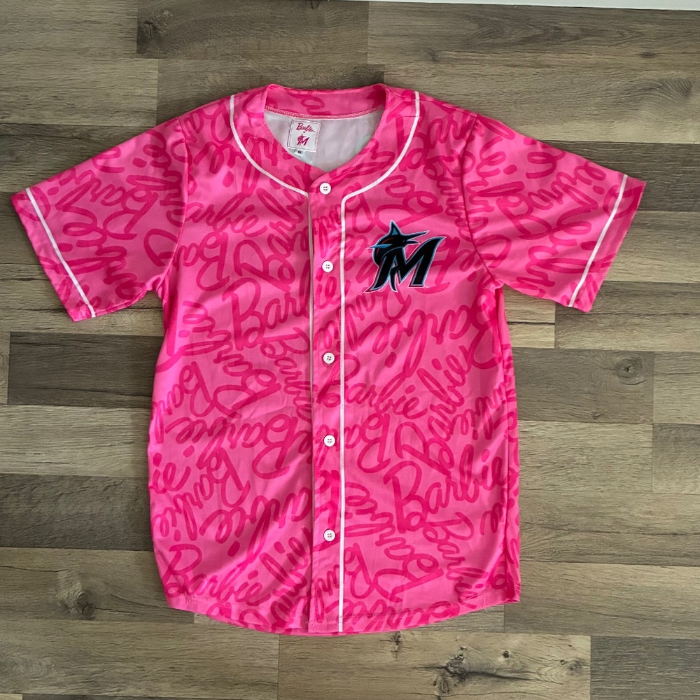 Barbie Promo Miami Marlins x Barbie SGA Pro